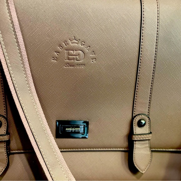 Mauve briefcase - Picture 2 of 3